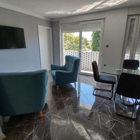 Modern Apartment Ana Rovinj Exterior photo
