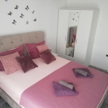 Modern Apartment Ana Rovinj Exterior photo