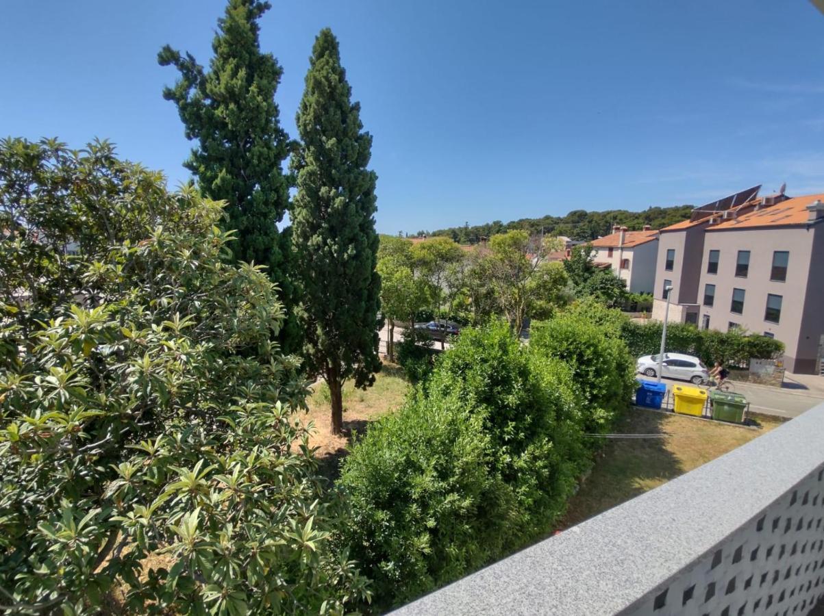 Modern Apartment Ana Rovinj Exterior photo