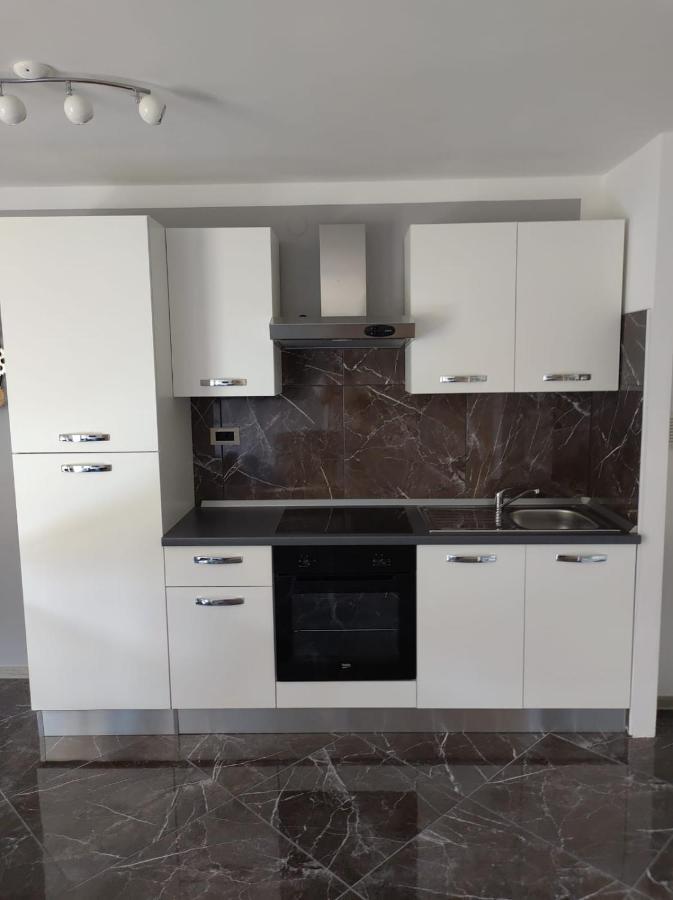 Modern Apartment Ana Rovinj Exterior photo