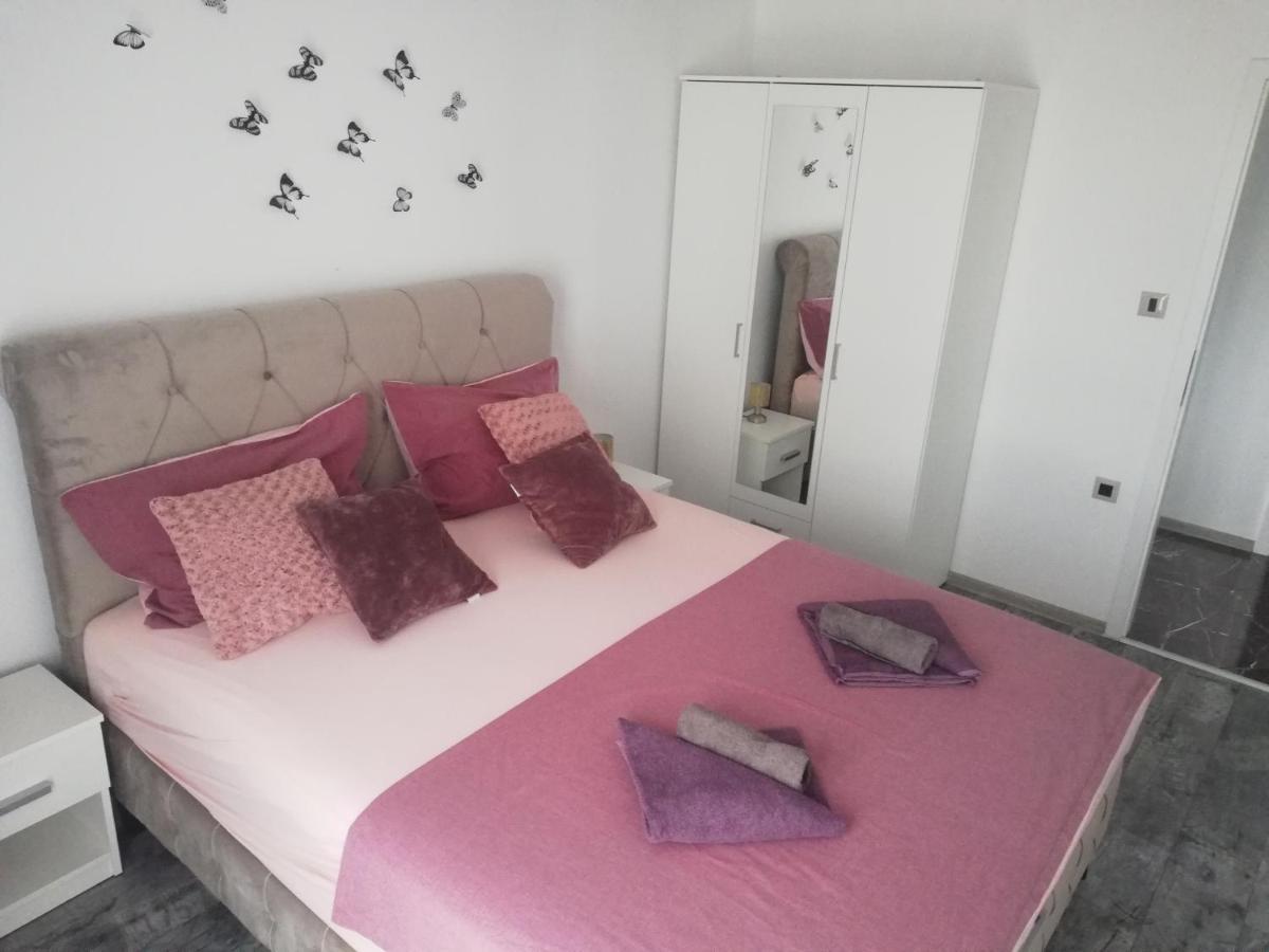 Modern Apartment Ana Rovinj Exterior photo