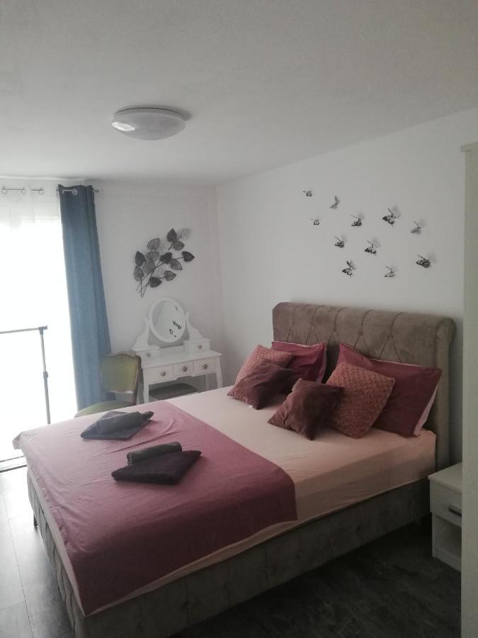 Modern Apartment Ana Rovinj Exterior photo